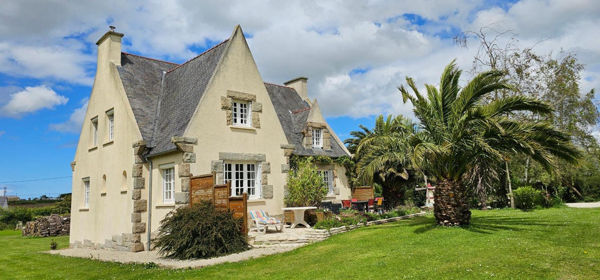 Chez Renee Et Raynal B&B Plounévez-Lochrist Zewnętrze zdjęcie